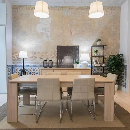 Lovelystay - 3 Bedroom Downtown Wonderwall Lejlighed Lisboa