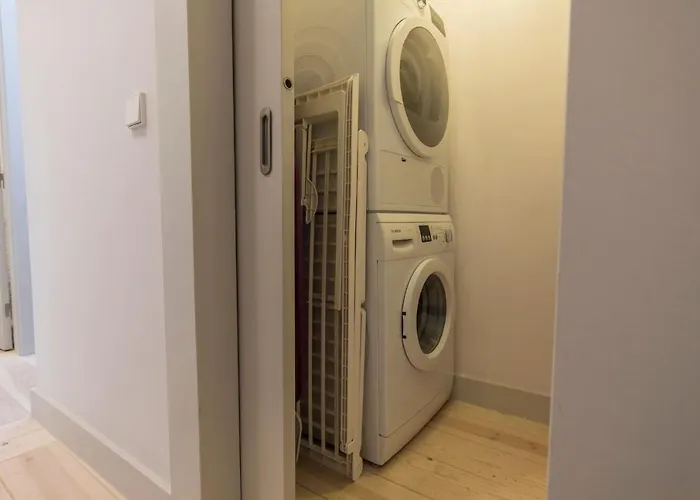 Lovelystay - 3 Bedroom Downtown Wonderwall