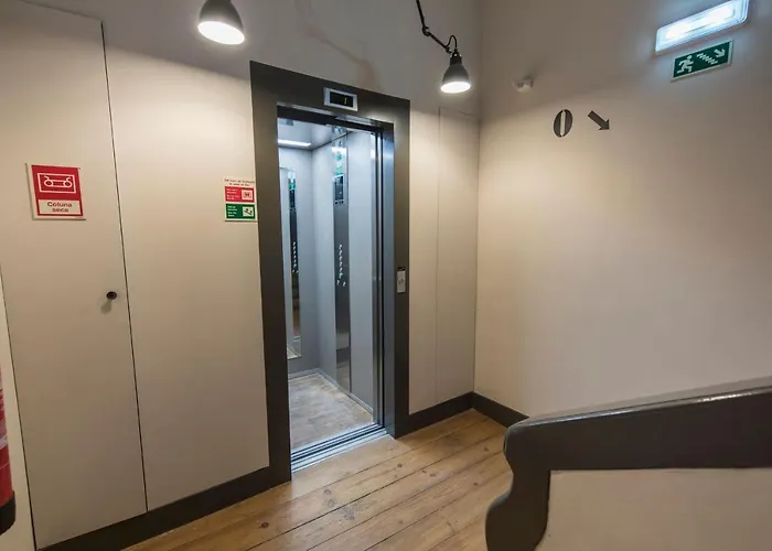 Lovelystay - 3 Bedroom Downtown Wonderwall *