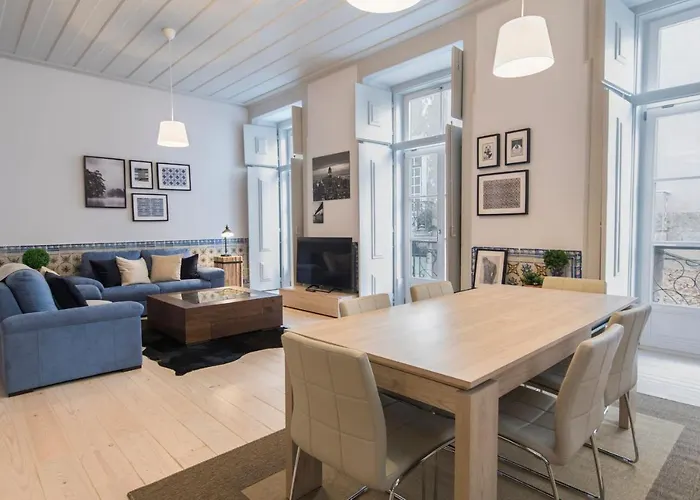 Lovelystay - 3 Bedroom Downtown Wonderwall *