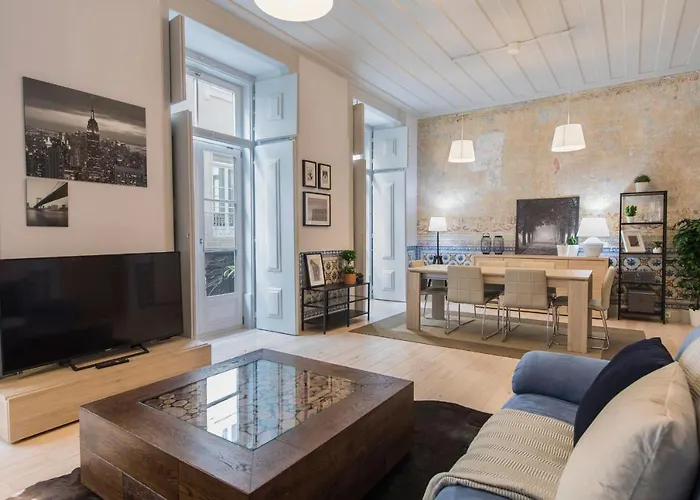 Lovelystay - 3 Bedroom Downtown Wonderwall Διαμέρισμα *