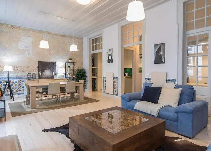 Lovelystay - 3 Bedroom Downtown Wonderwall Διαμέρισμα *