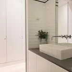 Lovelystay - 3 Bedroom Downtown Wonderwall Апартаменты
