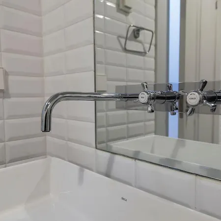 Lovelystay - 3 Bedroom Downtown Wonderwall شقة *